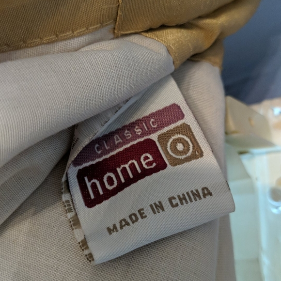 Gold lined curtains w/2 inch rod pocket. - Picture 4 of 6